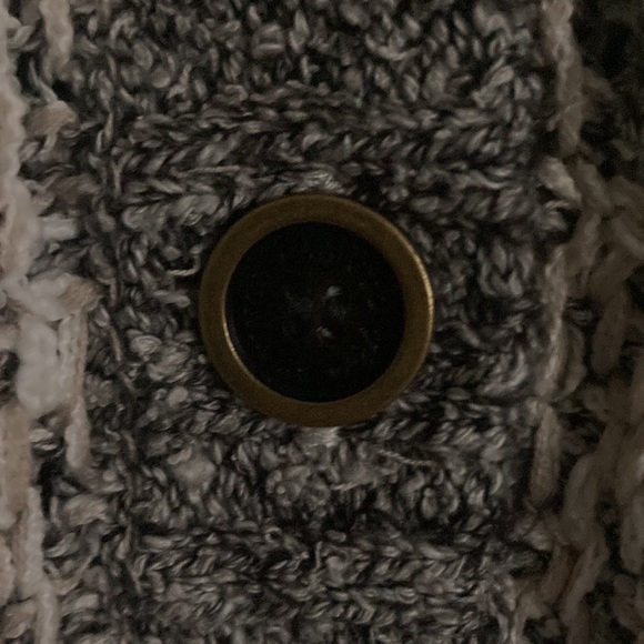 Vince Cumuto cardigan.  3/4 sleeves. Med - Picture 5 of 6